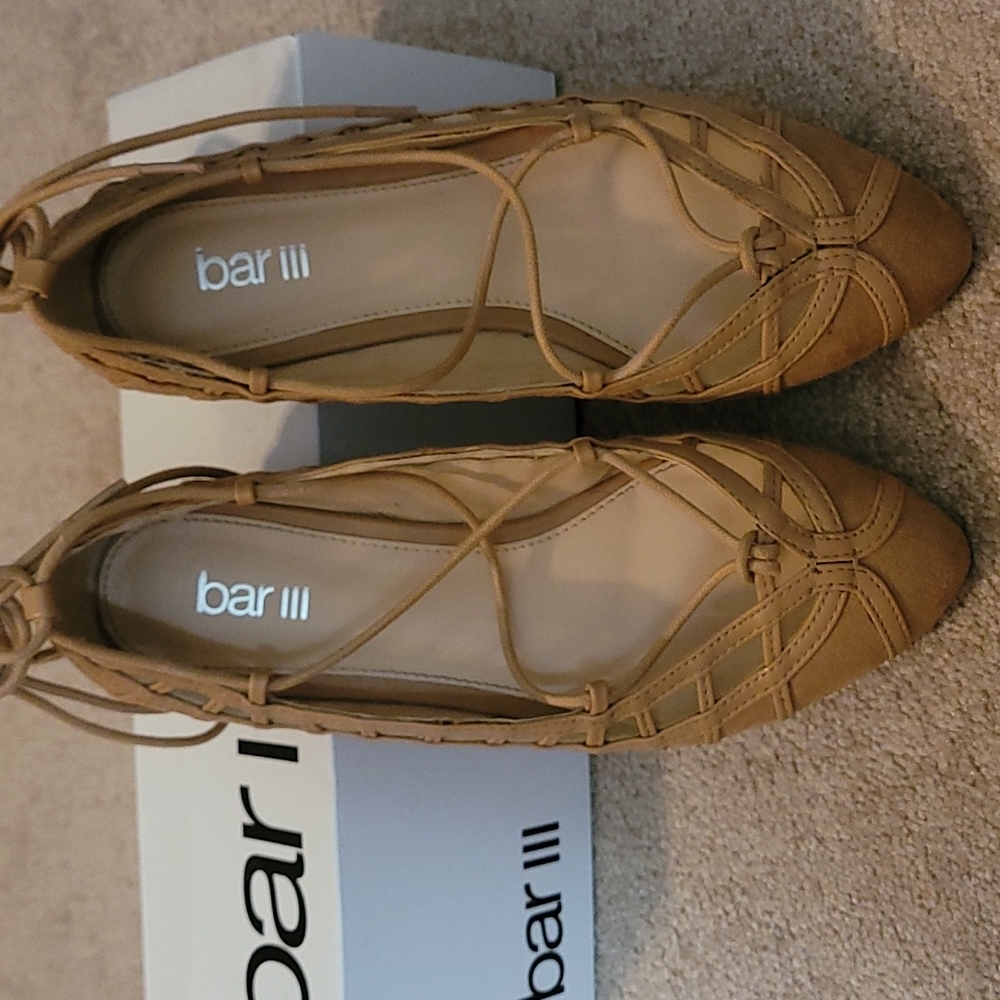 Women's shoes